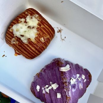 Tiny Croissanterie - yuzu ham & cheese croissant, ube coconut lava croissant - Bakeries Near Me - Sunnyvale, California Tiny Croissanterie - yuzu ham & cheese croissant, ube coconut lava croissant - Bakeries Near Me - Sunnyvale, California