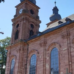 Katholische Pfarrkirche St. Gangolf - St. Gangolf