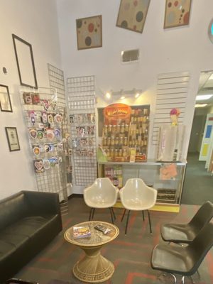 COLOURBOX BODY PIERCING - 89 Photos & 22 Reviews - 157 N Broadway ...