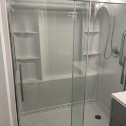 Fraley Construction & Design - Walk in shower