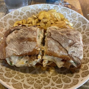 La Cañita Bayside - Ropa vieja sandwich - Cuban Near Me - Miami, Florida La Cañita Bayside - Ropa vieja sandwich - Cuban Near Me - Miami, Florida