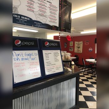 Scoops Frozen Custard & Expresso - Ice Cream & Frozen Yogurt Near Me - Fredericktown, Missouri