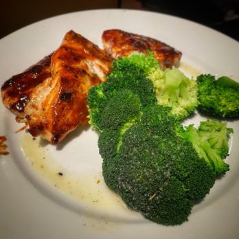 LongHorn Steakhouse - Chicken w/barbecue sauce & side of broccoli - Steakhouses Near Me - Clearwater, Florida