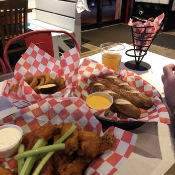 LuLu's Lobster & Wing Shack - Chicken Wings Near Me - Patchogue, New York