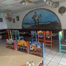 Las Chavelas - Dining room