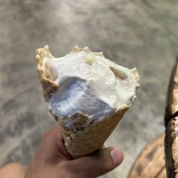 The Cup & Cone - Cinnamon Crumb (Waffle Cone)