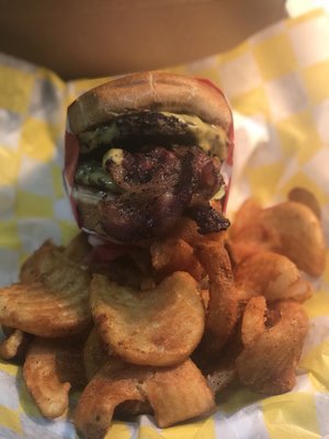 California Burgerz by null