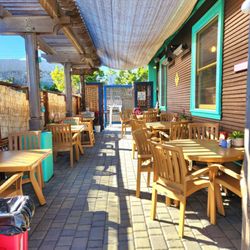 Shaka Shack - Perfect outdoor seating.