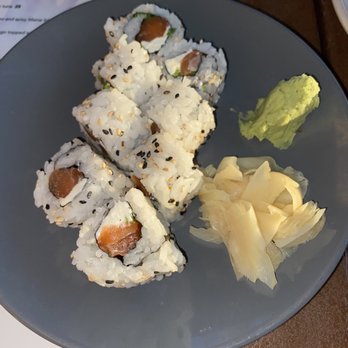 Dive Bar Restaurant - JB roll - Seafood Near Me - Jupiter, Florida