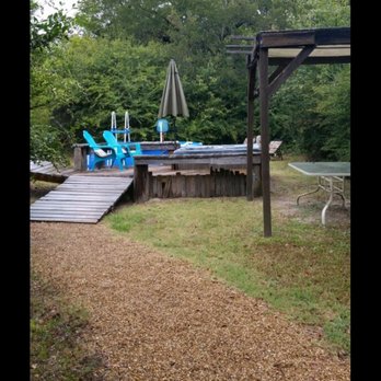 Savannah's Meadow - Above ground pool. Very private area - Farms Near Me - Celeste, Texas