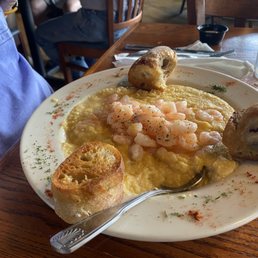 Shrimp & Grits Shrimp & Grits