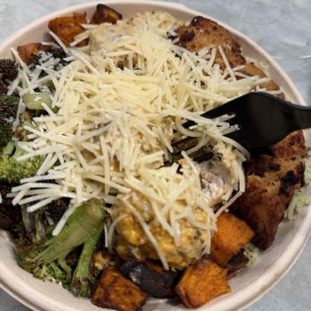 Vale Healthy Kitchen - Salad Near Me - Delray Beach, Florida Vale Healthy Kitchen - Salad Near Me - Delray Beach, Florida