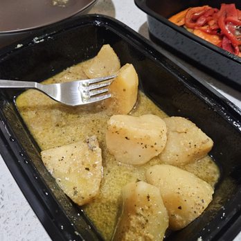 Chicken Feastin - Lemon potatoes sides - Chicken Shop Near Me - Brooklyn, New York Chicken Feastin - Lemon potatoes sides - Chicken Shop Near Me - Brooklyn, New York