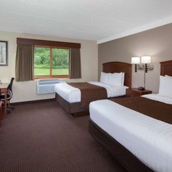 AmericInn by Wyndham Ironwood - Guest room