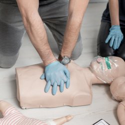 CPR with Em RN - Push hard, push fast
