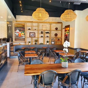 Hiccups - Coffee & Tea Near Me - Long Beach, California