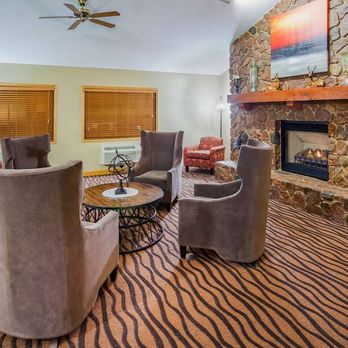 AmericInn by Wyndham Mora - Lobby - Hotels Near Me - Mora, Minnesota AmericInn by Wyndham Mora - Lobby - Hotels Near Me - Mora, Minnesota