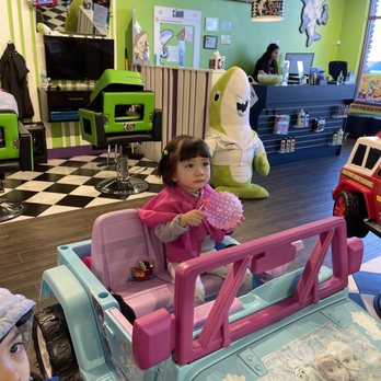 Sharkey’s Cuts for Kids - They gave her toys and candies to help calm her down. - Kids Hair Salons Near Me - Albuquerque, New Mexico