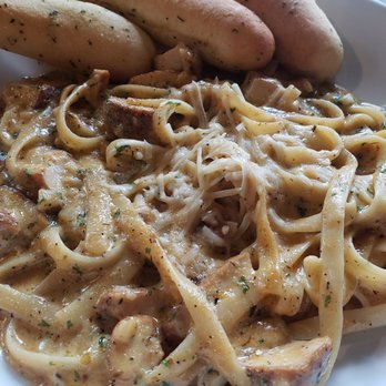 Cumberland Trails Bar and Grill - Blacked chicken alfredo - Sports Bars Near Me - Pataskala, Ohio