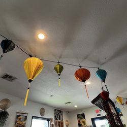 Pho-4-Ever - Decor