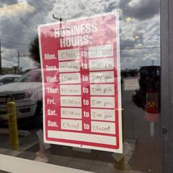 Sherry's Texan - Hours