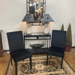 Grapevine Consignment Market