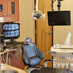 Sandia Smiles Dental Center - Exam and treatment room at the Sandia Smiles Dental Center