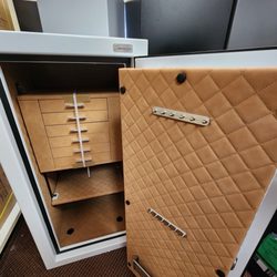 Thanks A Lock - Jewelry safe
