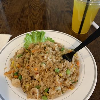 Lavena Cafe - Yakitori chicken fried rice - Cafes Near Me - Alpharetta, Georgia