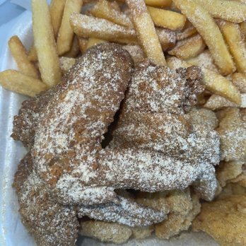 Lemon J Pepper - Catfish Nuggets, 3 Wings and Fries w/extra lemon pepper - Chicken Wings Near Me - Jacksonville, Florida