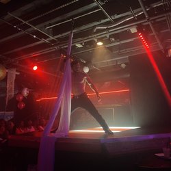LaBare Miami - Aerial performance