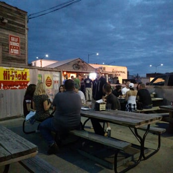 El Bait Shop - Good cold beers and a great destination for a bike ride - Bars Near Me - Des Moines, Iowa El Bait Shop - Good cold beers and a great destination for a bike ride - Bars Near Me - Des Moines, Iowa