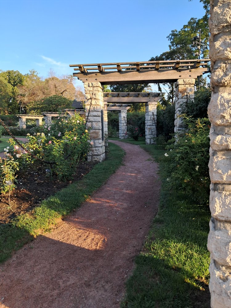 Social spots from Jacob Loose Memorial Park