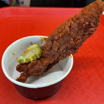 Howlin' Ray's - Solo Chicken Tender - Southern Near Me - Pasadena, California