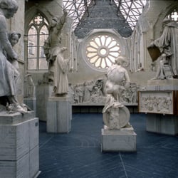Abbaye Toussaint - Bibliothèque Toussaint - musée Jean-Lurçat