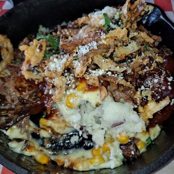 Reservoir - Brisket Skillet - Bars Near Me - Irving, Texas Reservoir - Brisket Skillet - Bars Near Me - Irving, Texas
