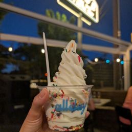Soft serve gelato Soft serve gelato