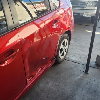 Greentech Autoworks - Rear drivers side door
Quater panel and bottom trim - Auto Repair Near Me - San Diego, California Greentech Autoworks - Rear drivers side door
Quater panel and bottom trim - Auto Repair Near Me - San Diego, California