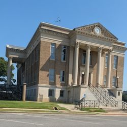 Limestone County Courthouse - The courthouse.