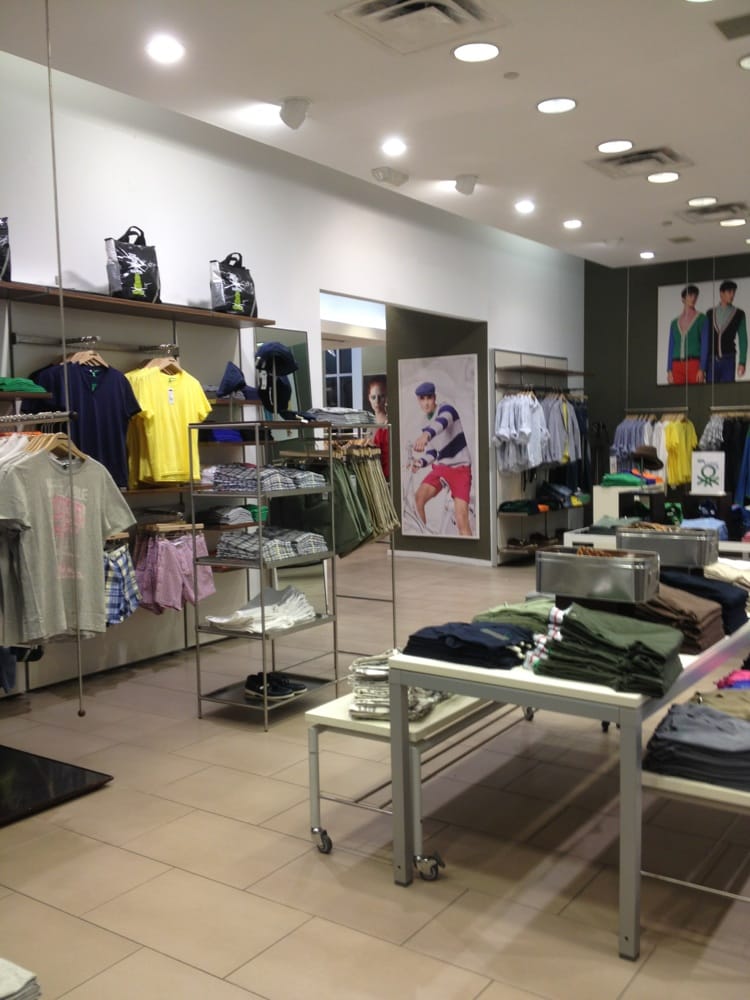 UNITED COLORS OF Updated September 2024 670 Collins Ave