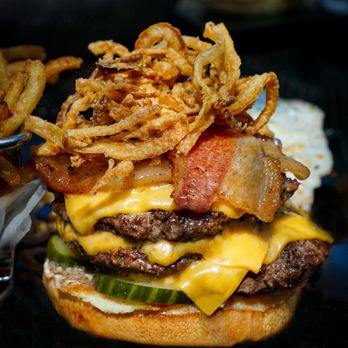 Little Bad Wolf - Wolf Burger - American Near Me - Chicago, Illinois