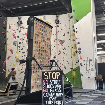 Approach Climbing Gym - Gyms Near Me - Omaha, Nebraska Approach Climbing Gym - Gyms Near Me - Omaha, Nebraska