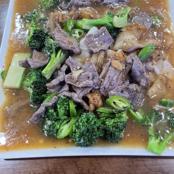 Bangkok Cuisine Express - Rad Na Beef - Thai Near Me - Reno, Nevada