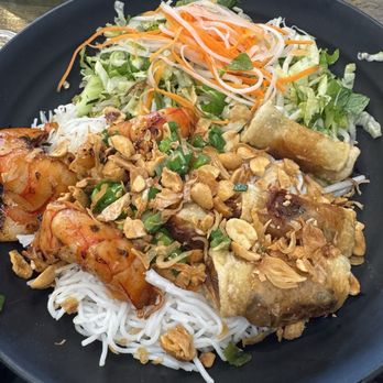 Pho Now - Shrimp and egg roll vermicelli bowl - Vietnamese Near Me - San Jose, California
