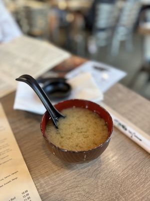 Kiroro Sushi by null