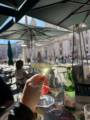 Camillo a Piazza Navona by null