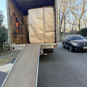 Kikos Moving Services - Movers Near Me Kikos Moving Services - Movers Near Me