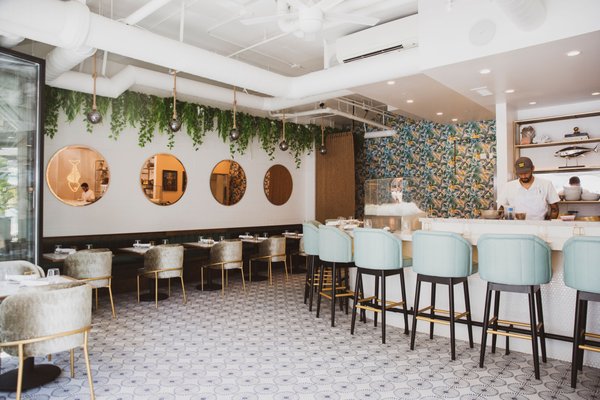 Crudo Ceviche & Oyster Bar by null