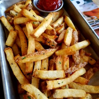 Nine Giant Brewing - Frites - Gastropubs Near Me - Cincinnati, Ohio