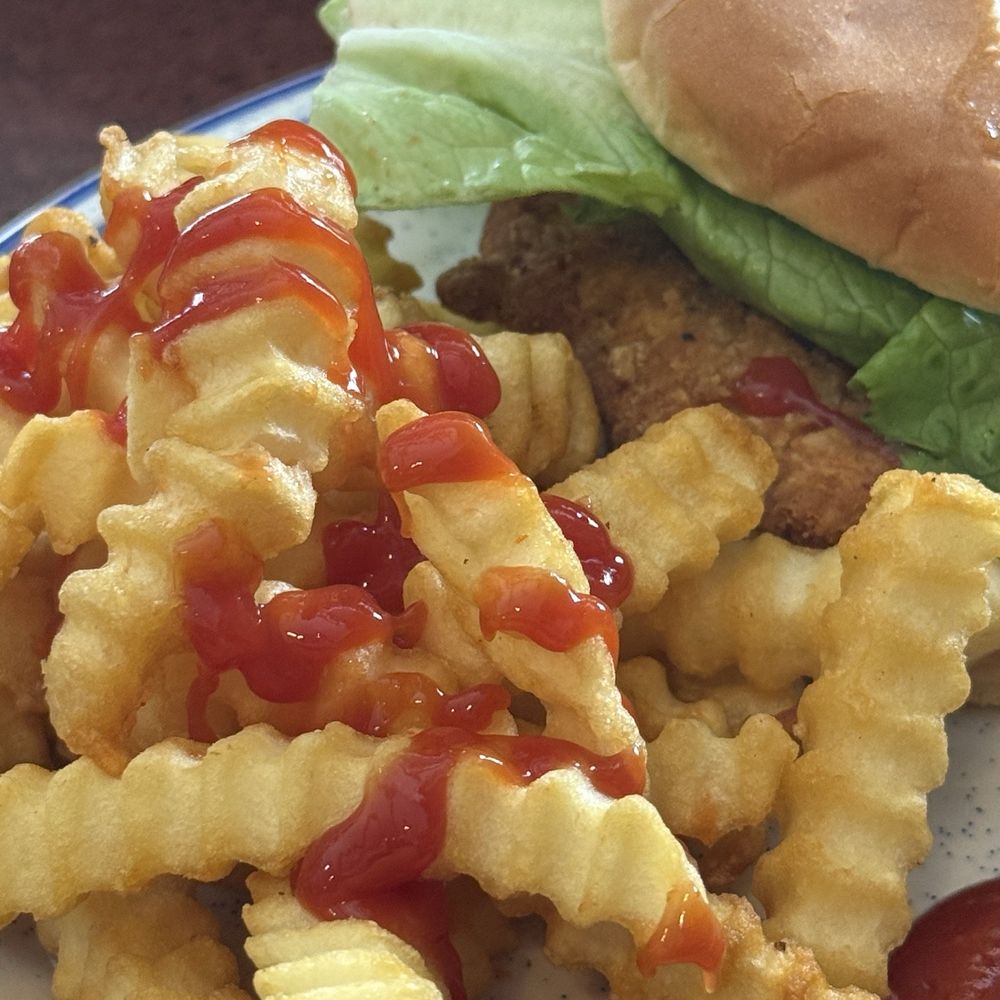Main Street Diner - Fried Tenderloin and Fries - Pizza Near Me - Rosedale, Indiana